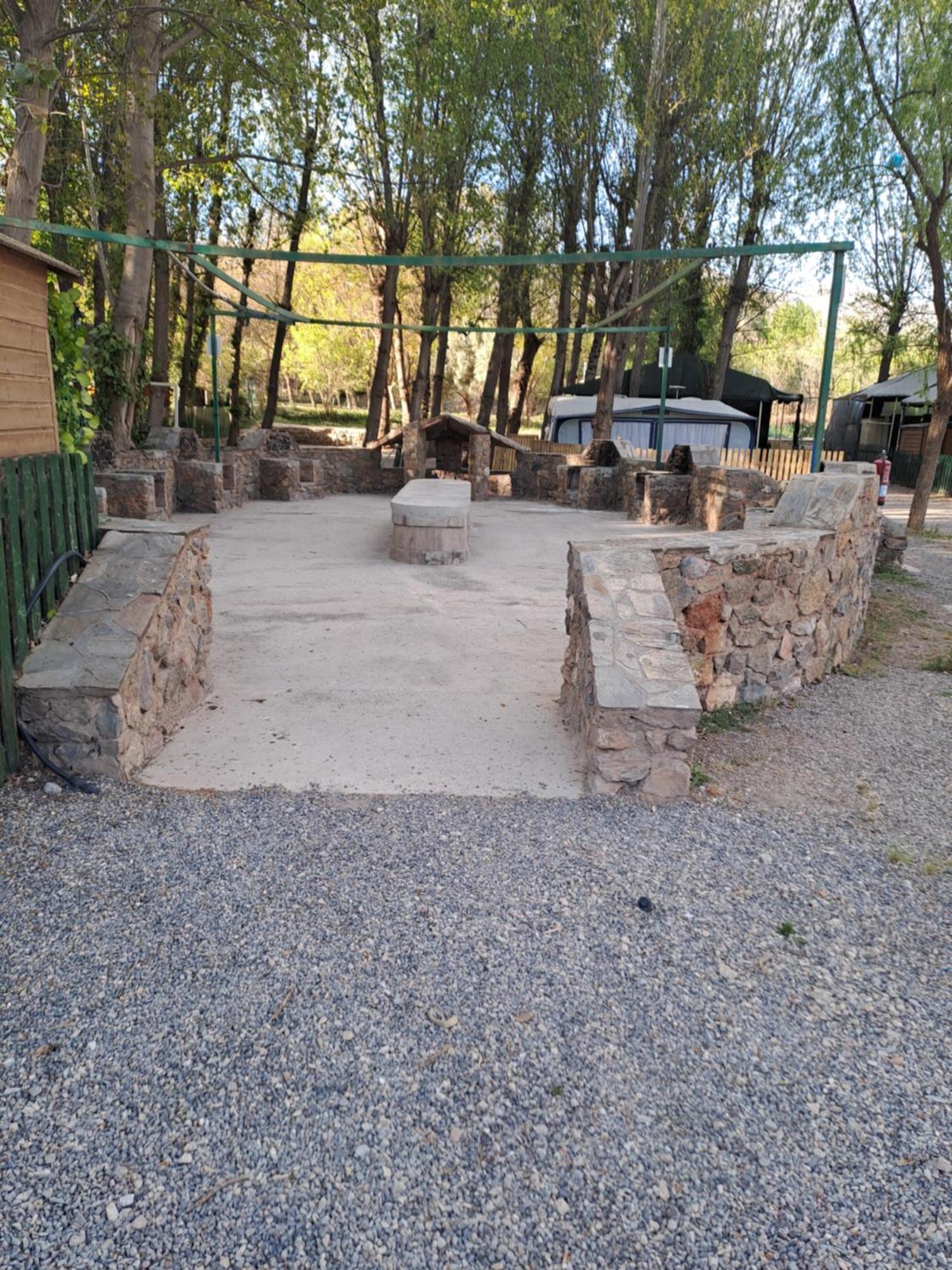 Camping Valle Del Andarax Fondon Exterior photo